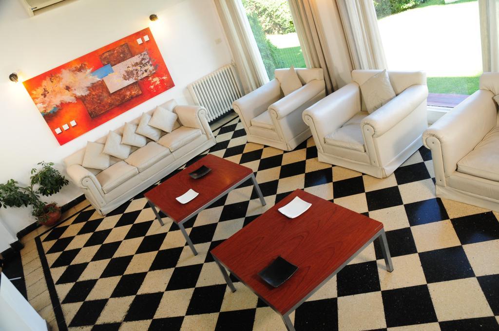 Hostal De La Costa Βίλα Κάρλος Παζ Εξωτερικό φωτογραφία